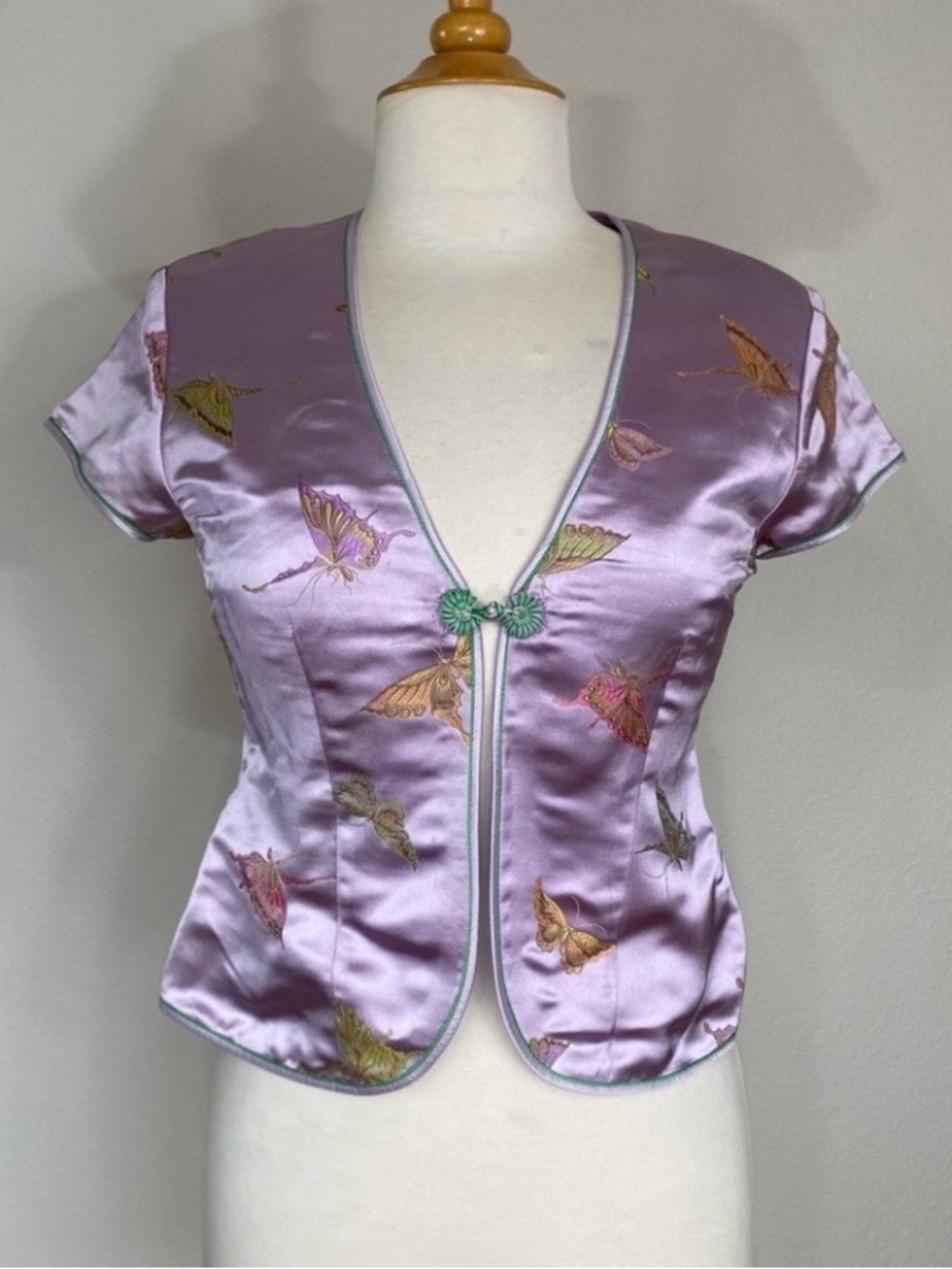 Vintage Women's Lavender Butterfly Satin Asian Cheongsam Top Size 5 Boho Girly